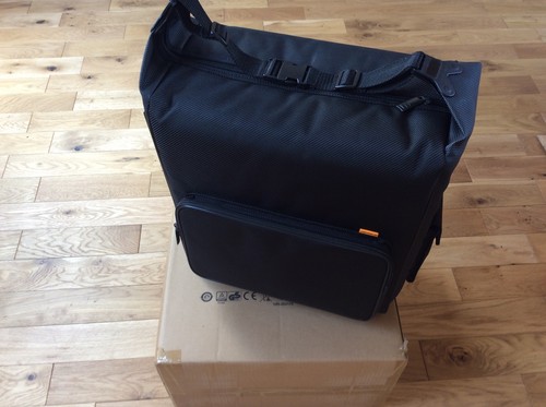 Genuine oem porsche cooler bag - genuine,